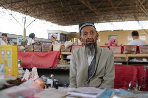 central asia uzbekistan stefano majno old man market.jpg